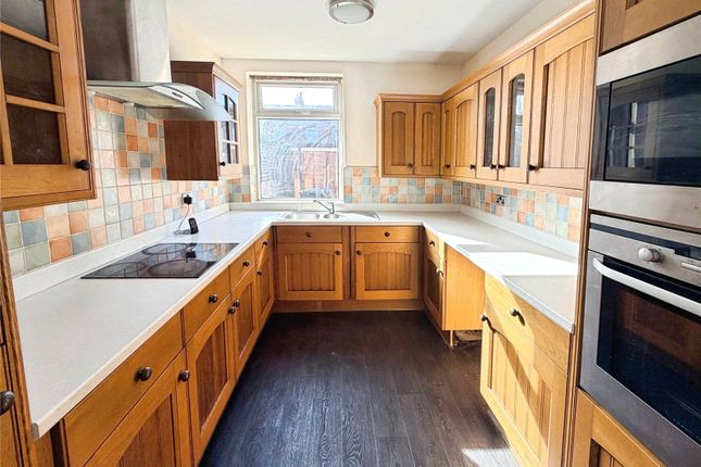 5, Windle Road, South Yorkshire photo 4