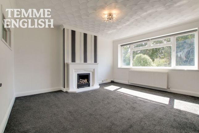 6 Bridge House Close, Wickford photo 5