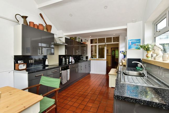21, Fields Road, Stoke-on-Trent photo 3