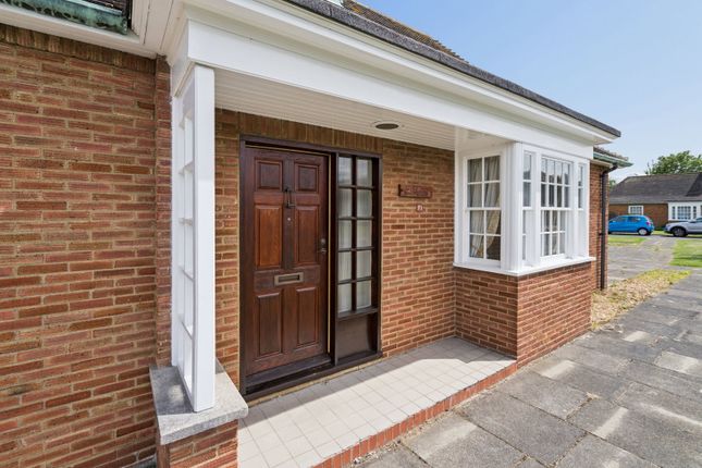 71, Sir Malcolm Stewart Homes, Bedford photo 4