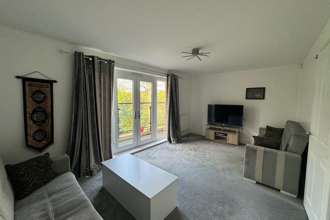 9, Edgeworth Close, Slough photo 2