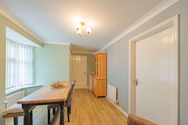 57, Burge Meadow, Taunton photo 4