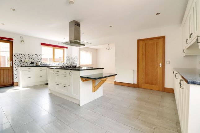 12 Keepers Way, Doncaster photo 4