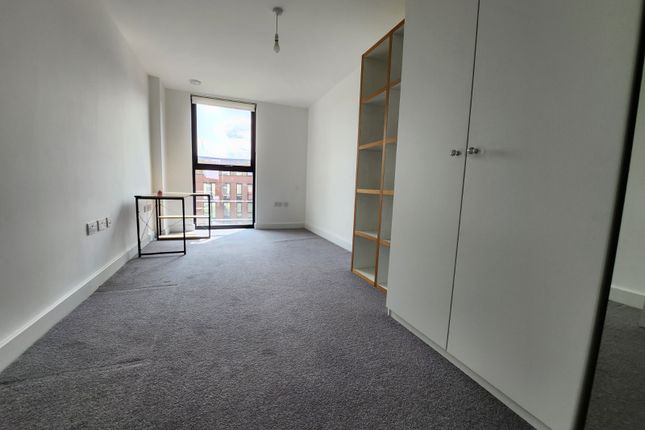 Flat for sale in Burgess Springs, Chelmsford