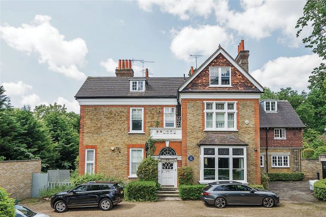 Flat for sale in South Hill Road, Bromley