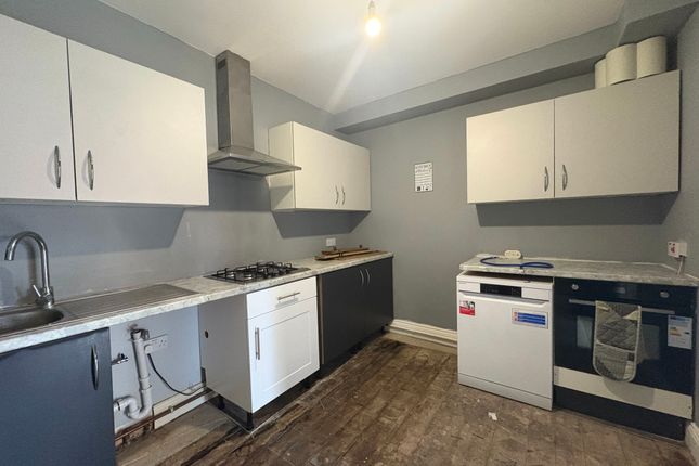 2 Lancaster Walk, Hayes photo 5