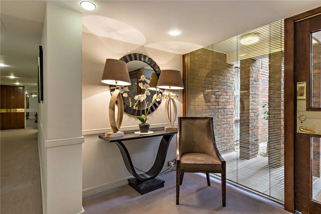 Flat 10,, Palmerston House, London photo 2