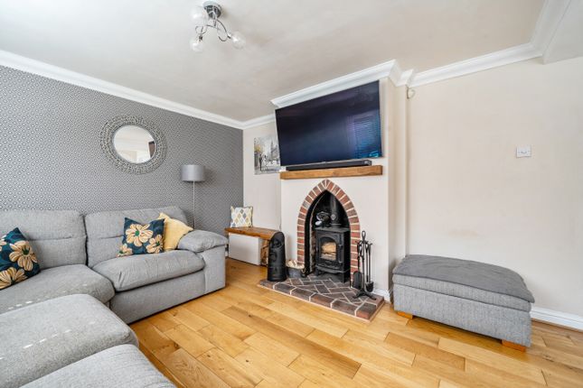 16, Reeves Way, Berkshire photo 4