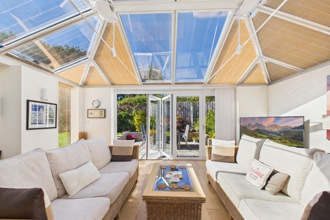 14, Hawkshead Avenue, Dronfield photo 4