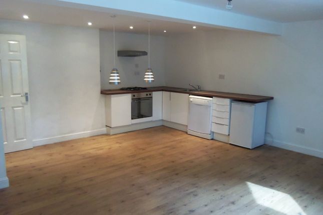 Flat to rent in Alexandra Drive, Aigburth, Liverpool