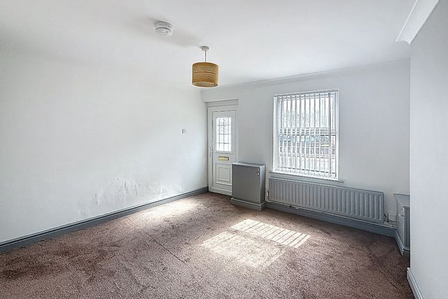 44 High Street, Newcastle under Lyme photo 3