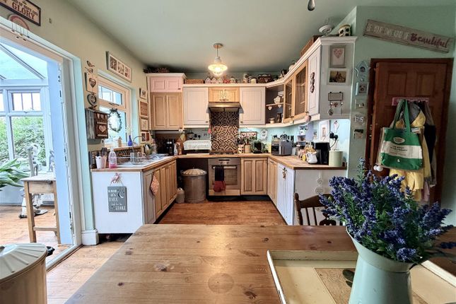 Casterbridge, 211, Ammanford Road, Ammanford photo 3