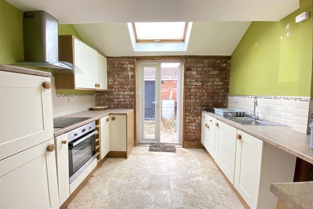 2 Hillsborough,, Parsonage Way, Woodbury photo 4