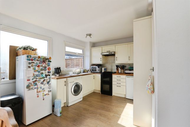 9, Hopton Fields, MARKET HARBOROUGH photo 4