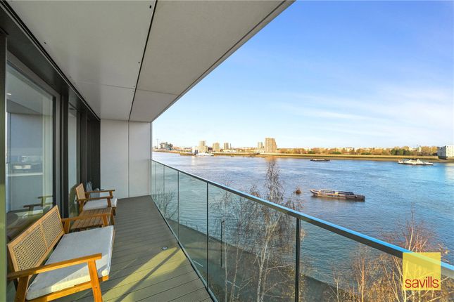 3-bed flat on 405, Hampton Apartments, Woolwich, £695,000