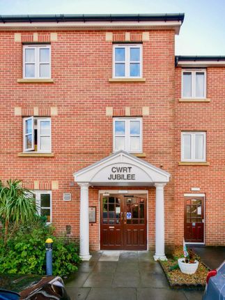 Flat for sale in Plymouth Road, Penarth