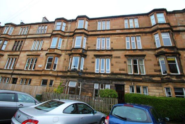 Thumbnail Flat to rent in Albert Avenue, Glasgow