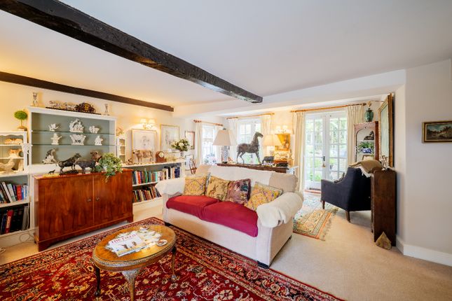 4 Dereham Road, Hingham, Norfolk photo 4