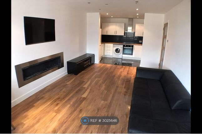 Flat  Kays Court, Nags Head Road, Ponders End, Enfield photo 4