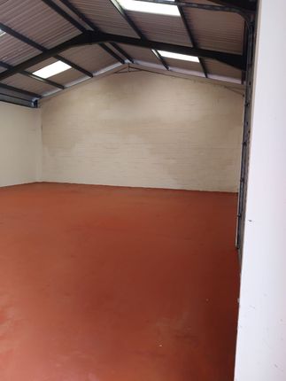 Warehouse to let in Highfield, Ferndale