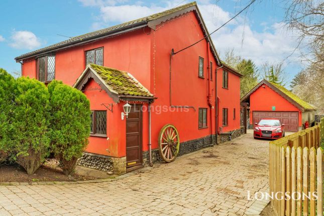 Thumbnail Detached house for sale in Mere Road, Stow Bedon