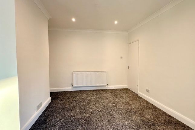 2, Woodford Green photo 4