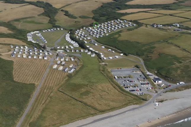 119 Caravan Newgale.Png