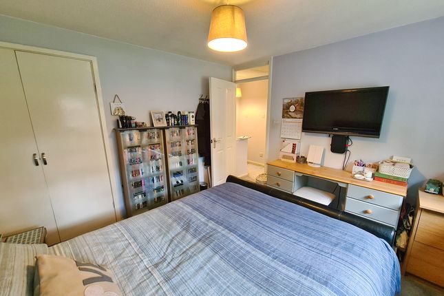 End terrace house for sale in Alfred Close, Southampton