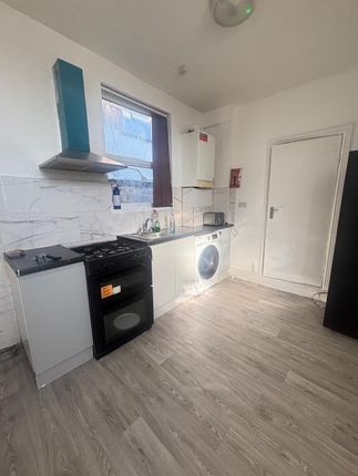 Room 2, Francis Street, Luton photo 5