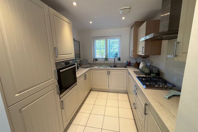 14, Hazel Way, Shropshire photo 4