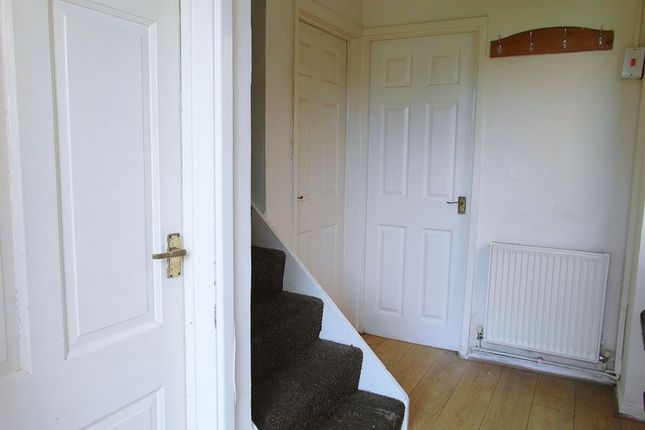 3, Barton Close, Derby photo 2