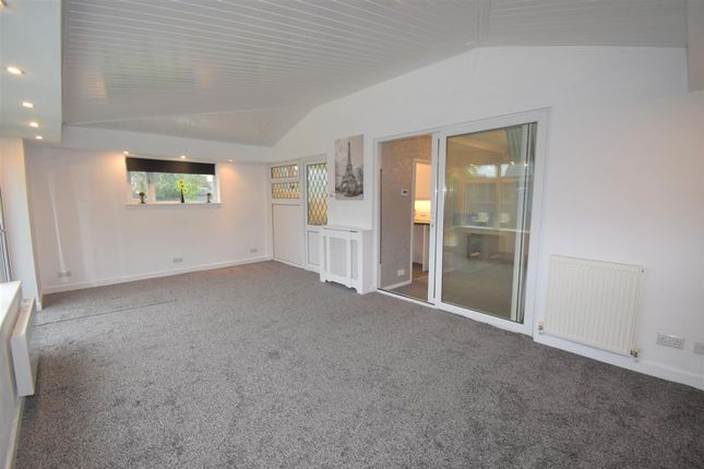 Detached bungalow to rent in Bodmin Road, Tyldesley