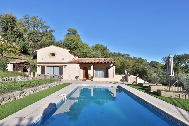 Villa for sale in Gattieres, Nice, France, French Riviera, France