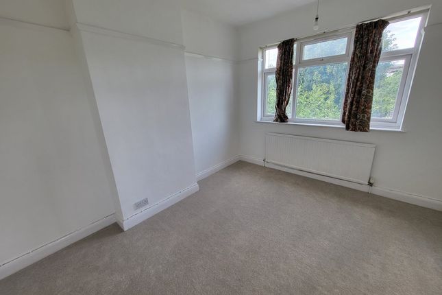 31, Blackmore Avenue, Southal photo 4