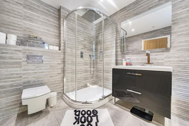 Ensuite Shower Room