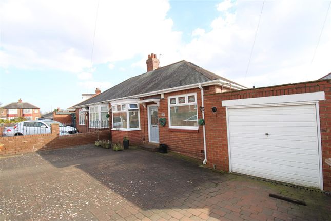 Thumbnail Semi-detached bungalow for sale in Ashleigh Road, Slatyford, Newcastle Upon Tyne