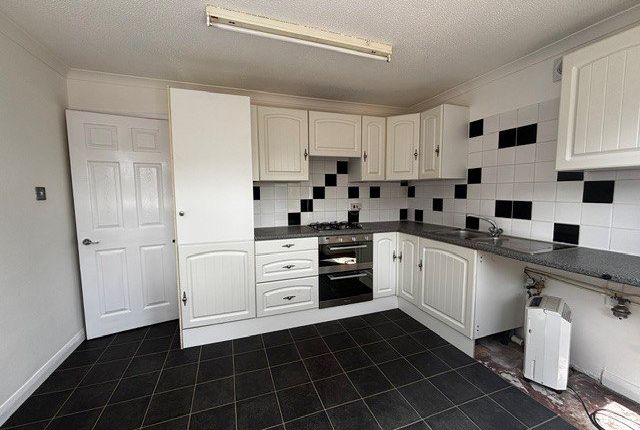 10, Head Weir Road, Cullompton photo 5