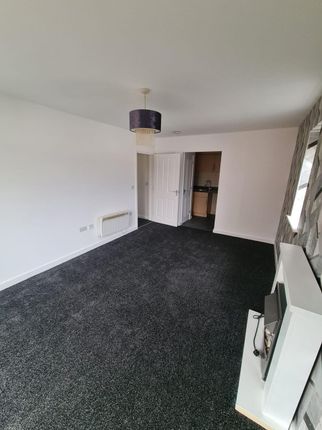 188 Water Reed Grove, Walsall photo 4