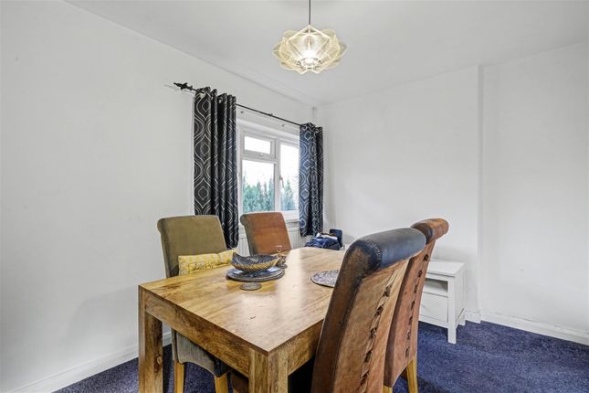 39, Hawton Crescent, Nottingham photo 3