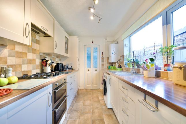 34, Gallwey Road, Weymouth photo 4