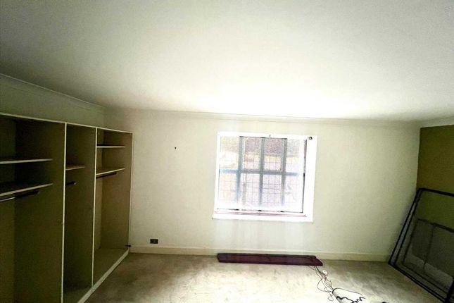 Flat1,, Fulmer Chase, Stoke Common Road, Flumer photo 4