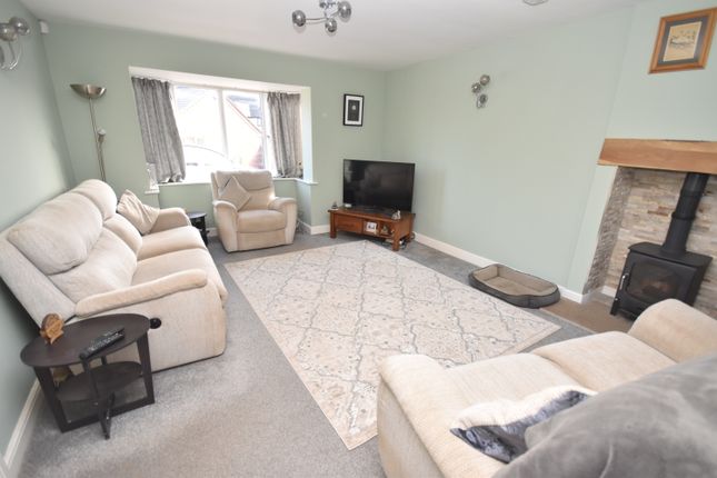 1, Oak Tree Way, Whitchurch photo 4