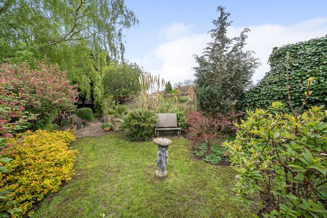 End terrace house for sale in Oakley Road, Bromley Common, Bromley, Kent