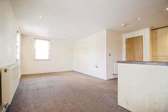Flat 1, The Old Manse High Street, Swindon photo 3