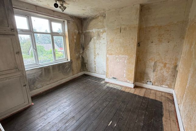 51 Knole Road, Dartford photo 4