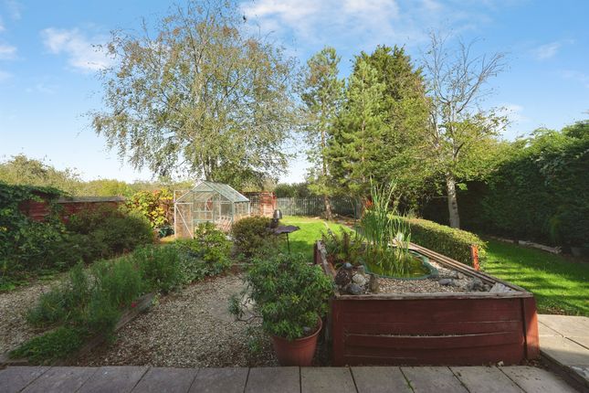53, Conygre Grove, Bristol photo 4
