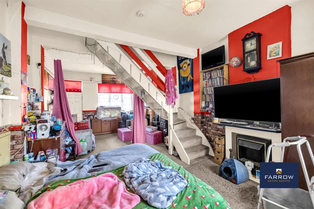 37, Guildford Street, Grimsby photo 4