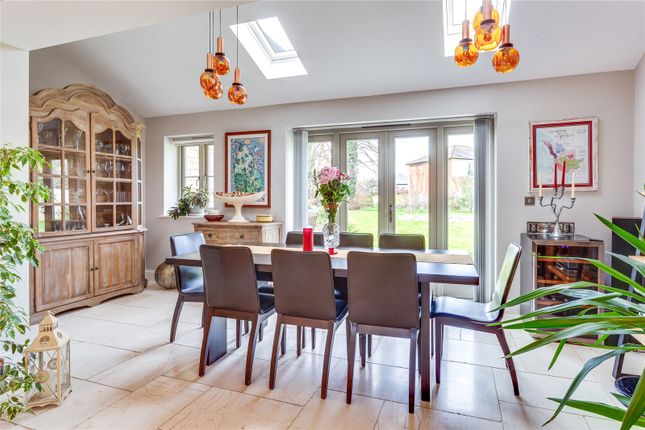 Detached house to rent in Peppard Common, Henley-On-Thames, Oxfordshire