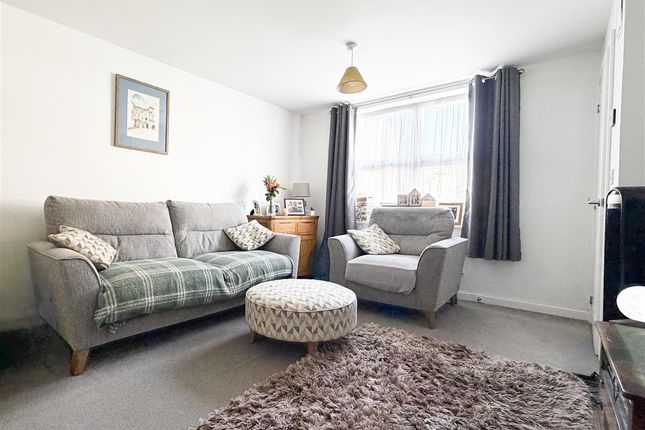 19, St. Martins Road, Eastbourne photo 2