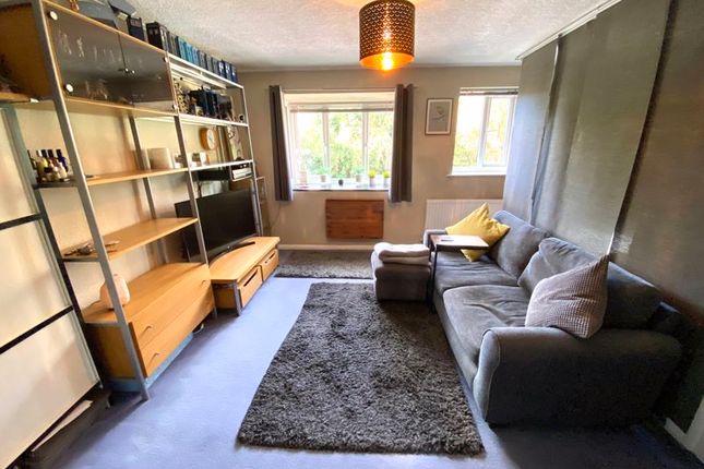 36, Pingle Court, Nuneaton photo 2